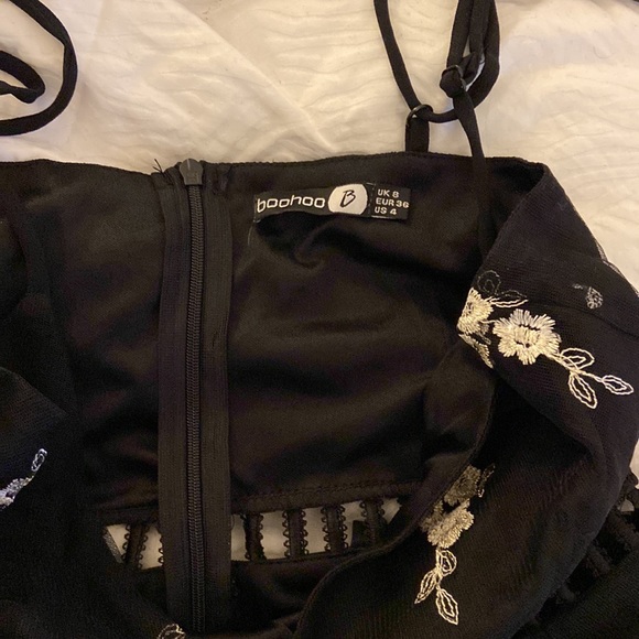 Boohoo Metallic Lace Skater Dress - Picture 7 of 8